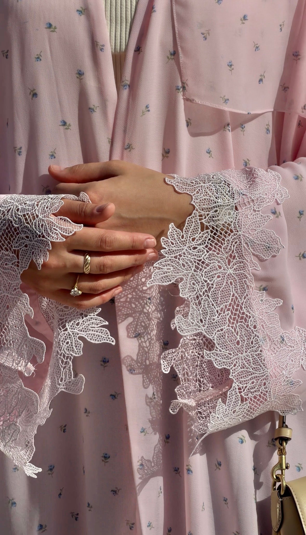 Rosette Lace Print Abaya