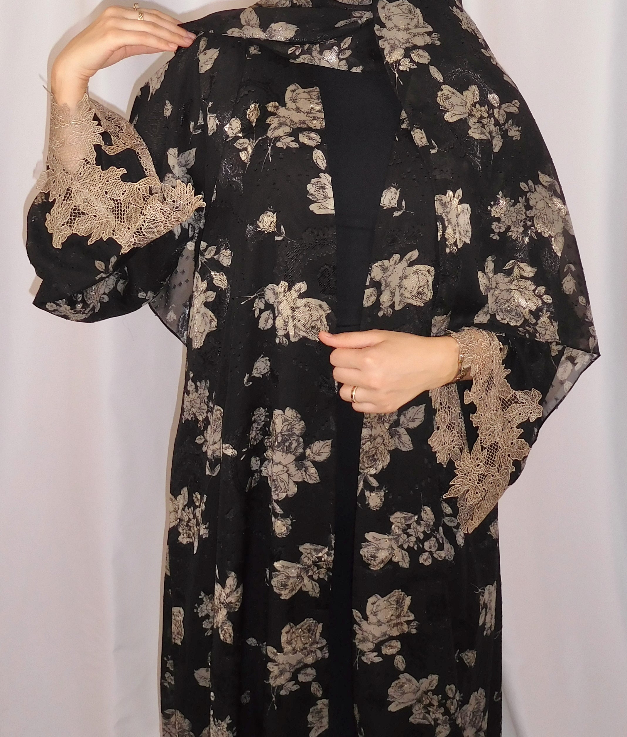 Rosalie Noir Print Abaya