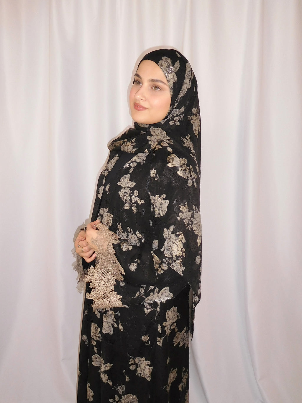 Rosalie Noir Print Abaya