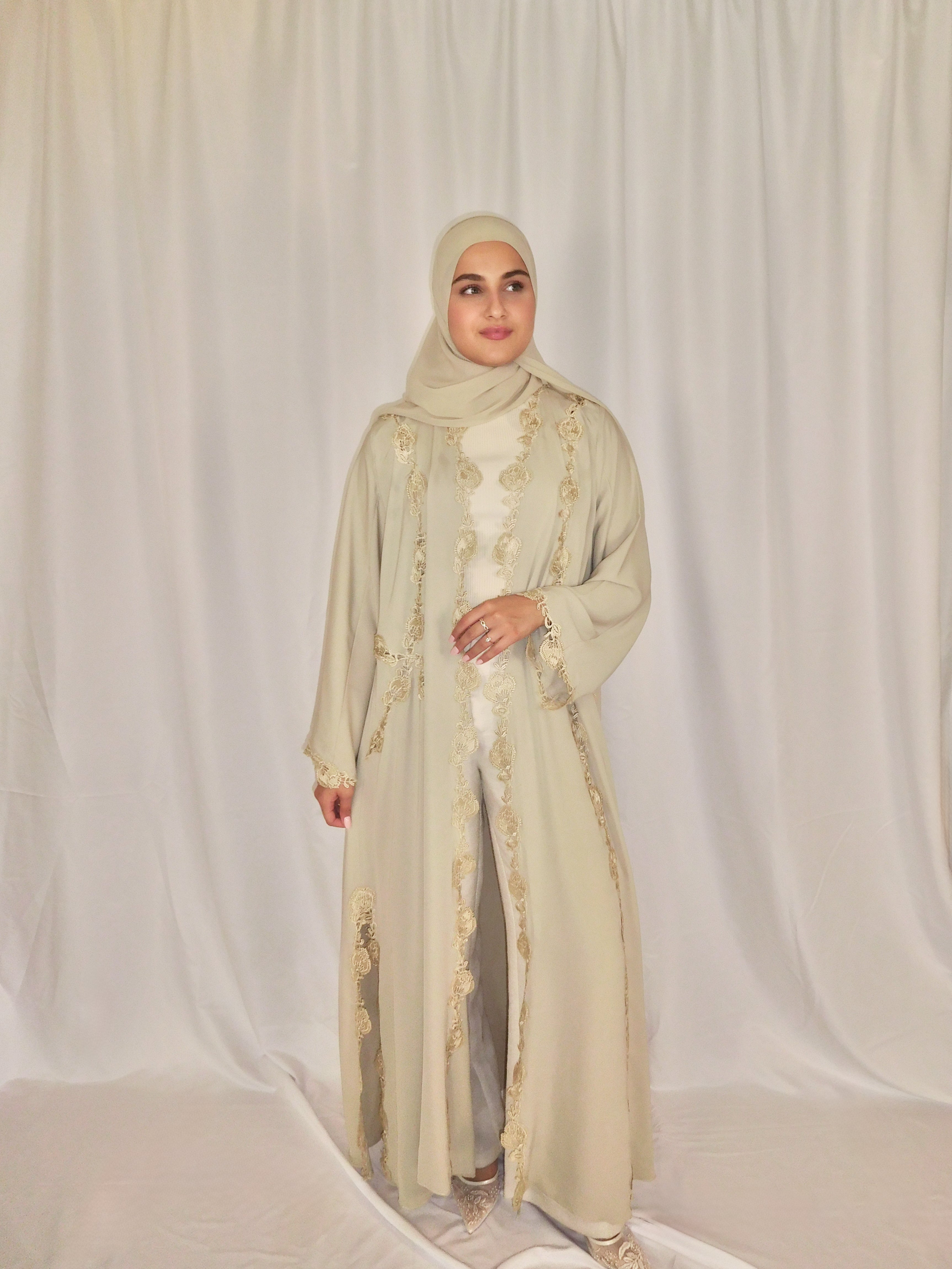 The Signature Abaya - Mist