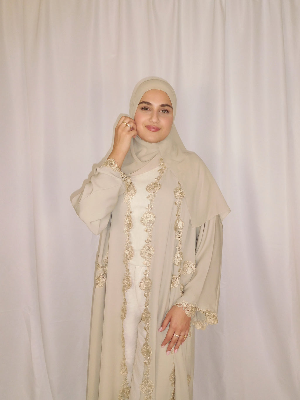 The Signature Abaya - Mist