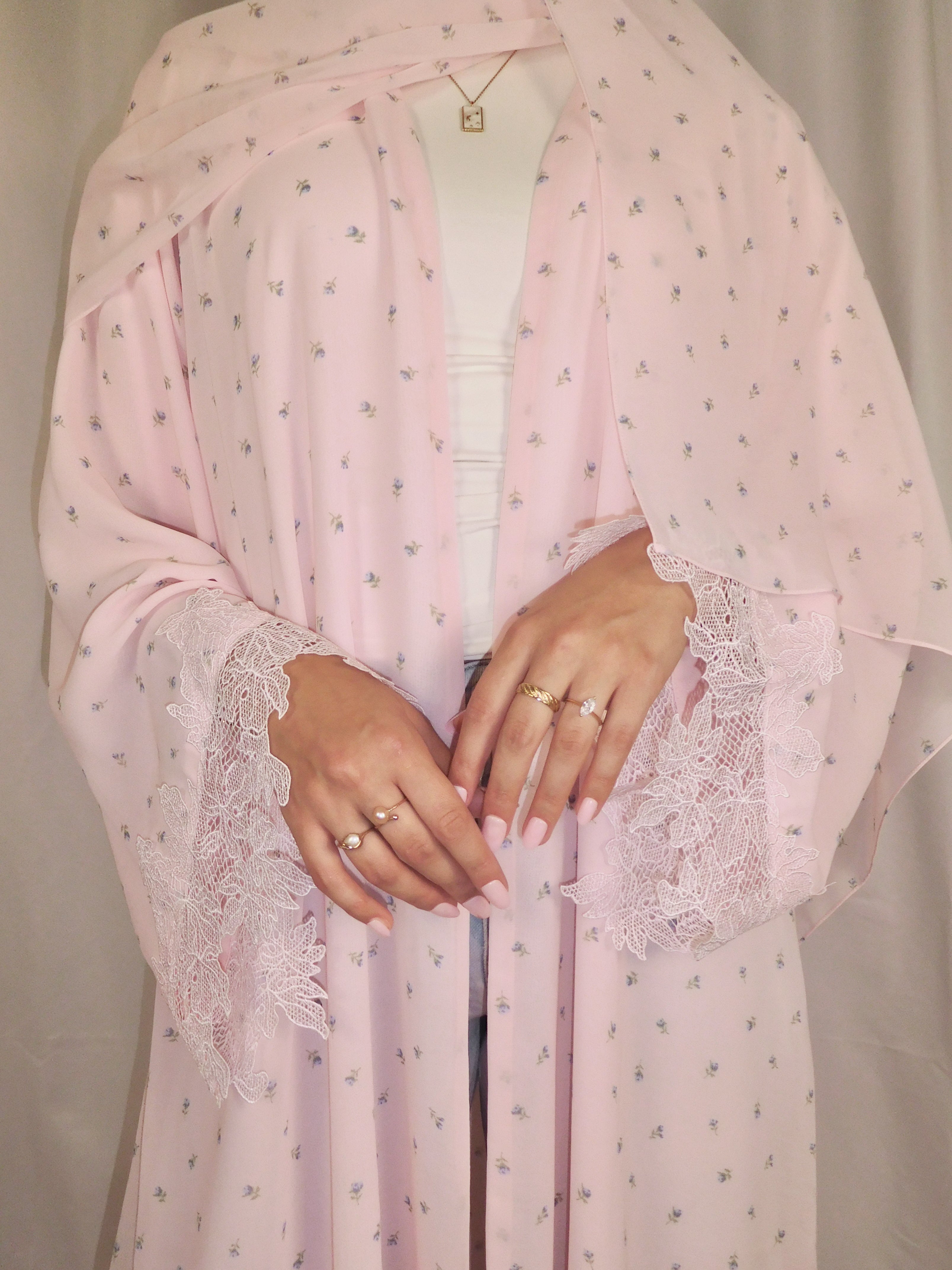 Rosette Lace Print Abaya