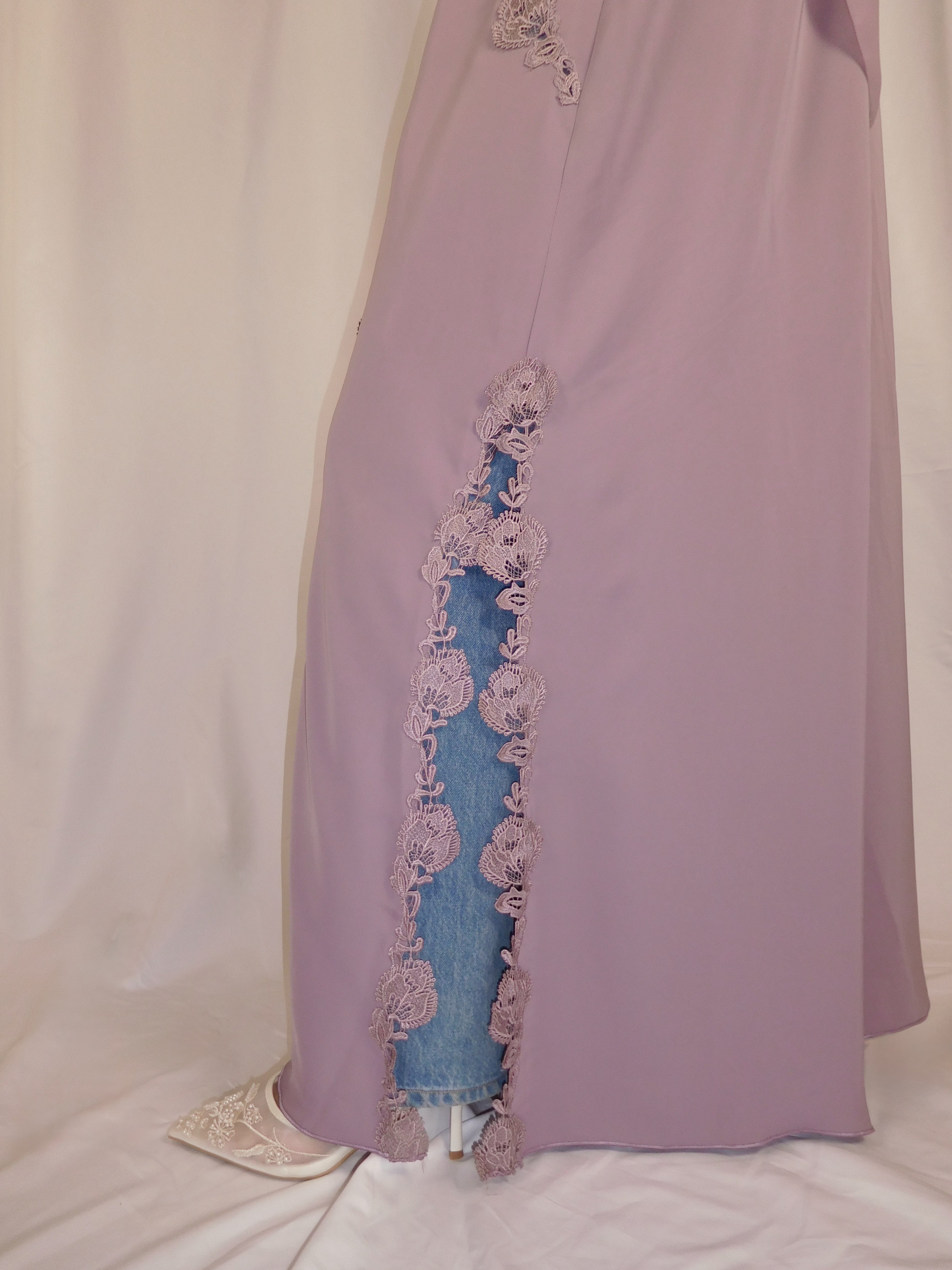 The Signature Abaya - Lilac
