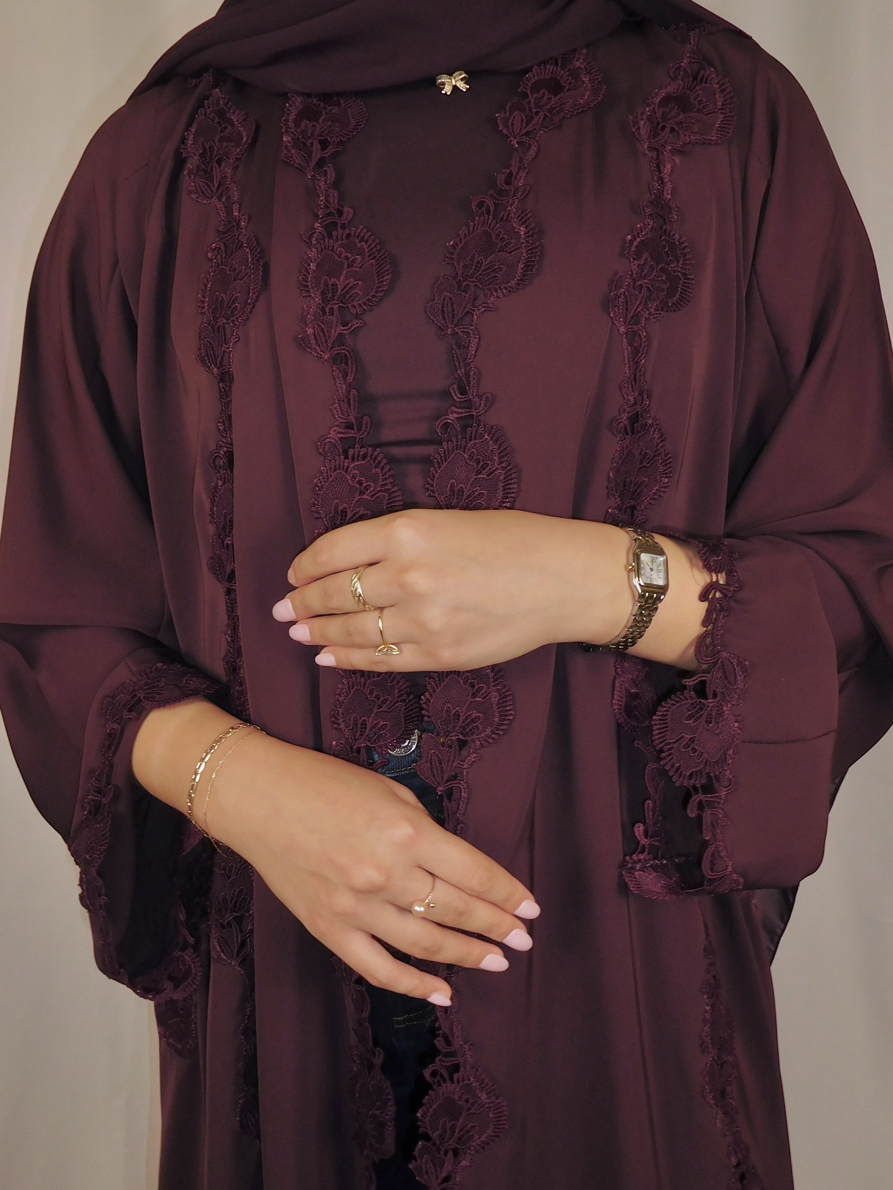 The Signature Abaya - Sugarplum