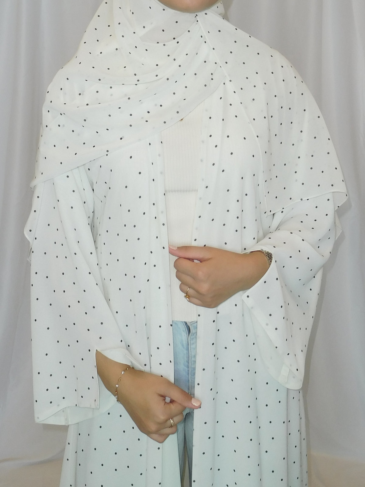 Cream Dotted Print Abaya
