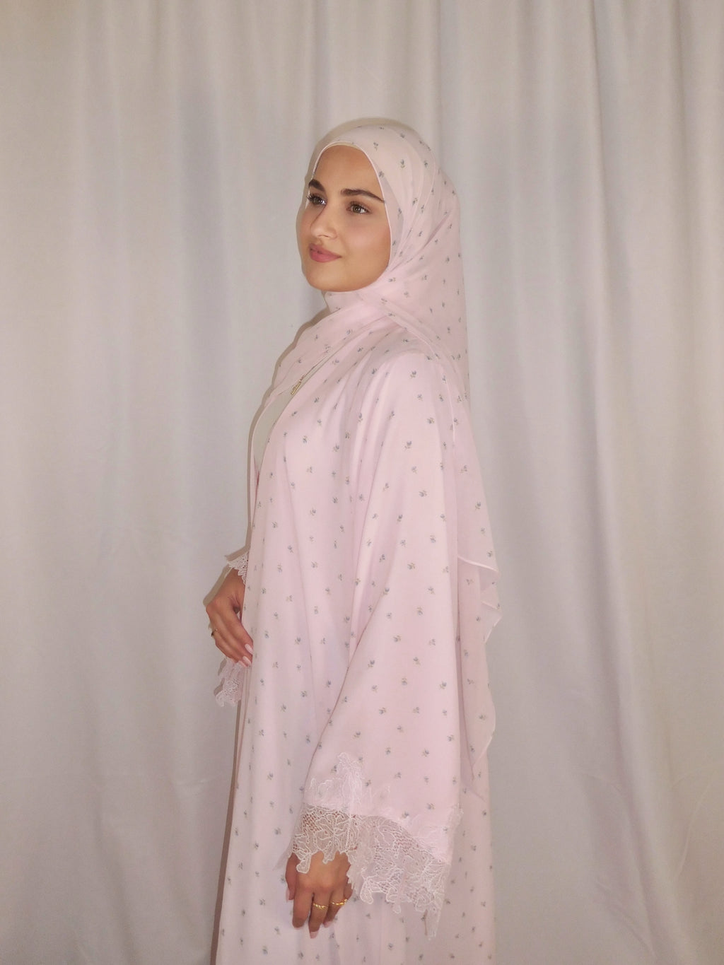 Rosette Lace Print Abaya