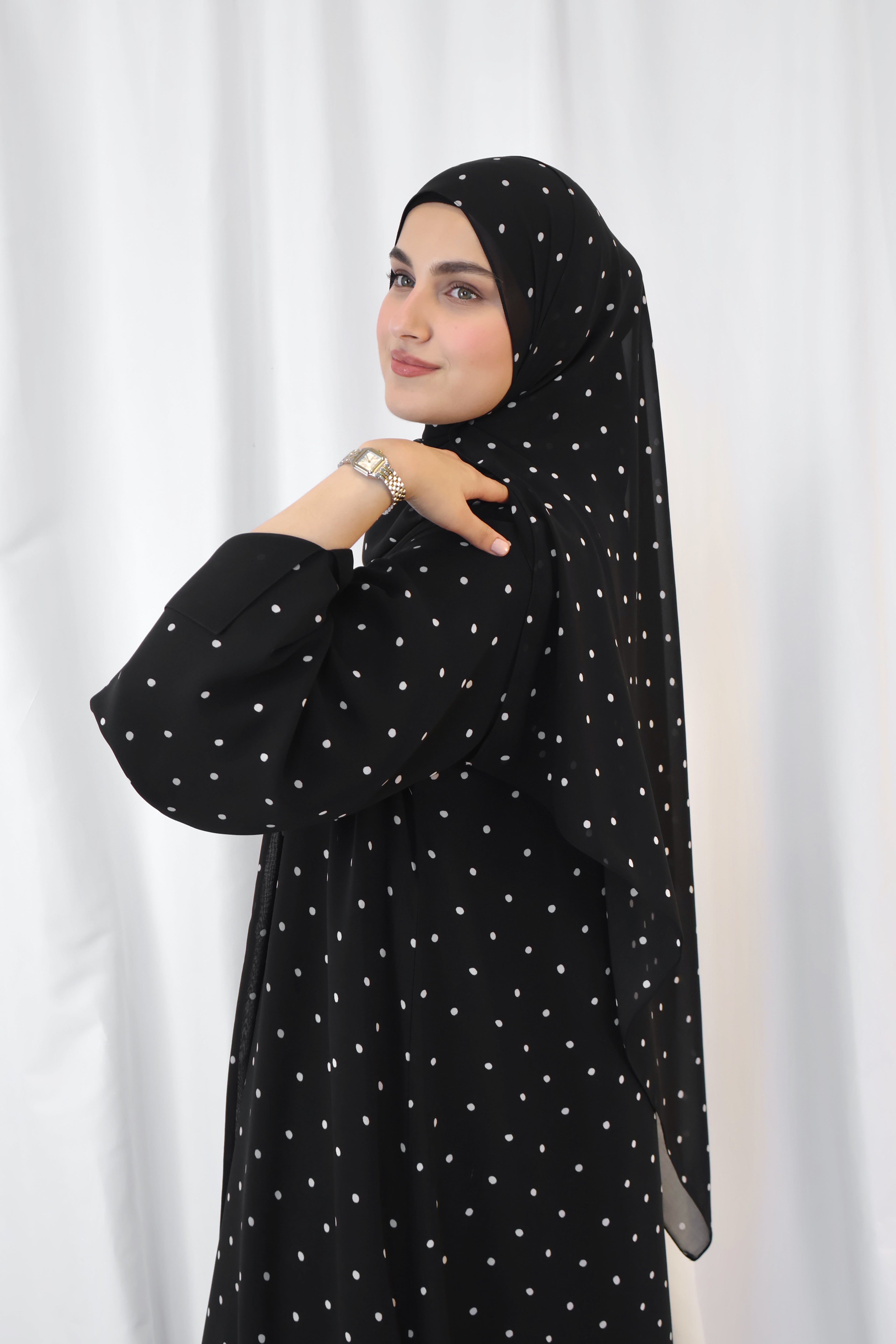 Noir Dotted Print Abaya